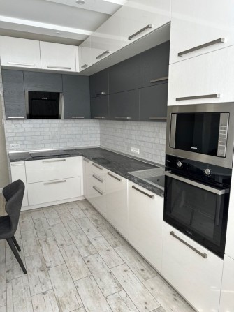 ПРОДАЖ 2 кімнатної квартри ЖК Лісовий квартал , 71.7кв.м! - фото 1