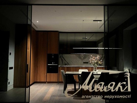 Продаж квартири 274м2 з дизайнерським ремонтом преміум класу я в самому серці Липок вул. Богомольця, Киев