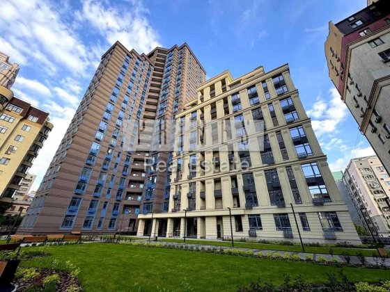 Продаж 2к квартири без ремонту, ЖК Камертон, вул. Річкова, 4, Центр Киев