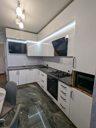Постанови! Продаж вишуканої 2 кімн квартири по вул. Хіміків, Пасічна поруч ліцею 24 - фото 1