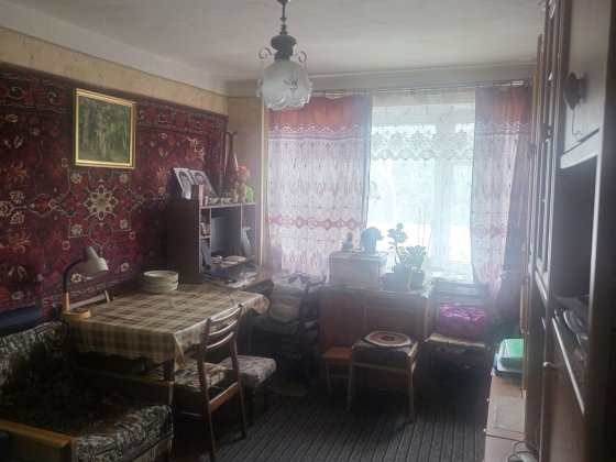 Терміново продається три кімнатна квартира. Центр Бучі. Ирпень