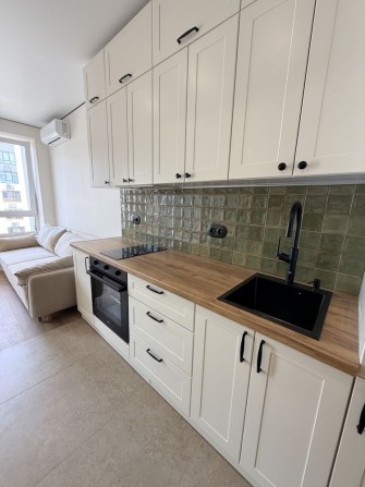 Продаж стильної 1-кімнатної квартири в ЖК Молодість - фото 1