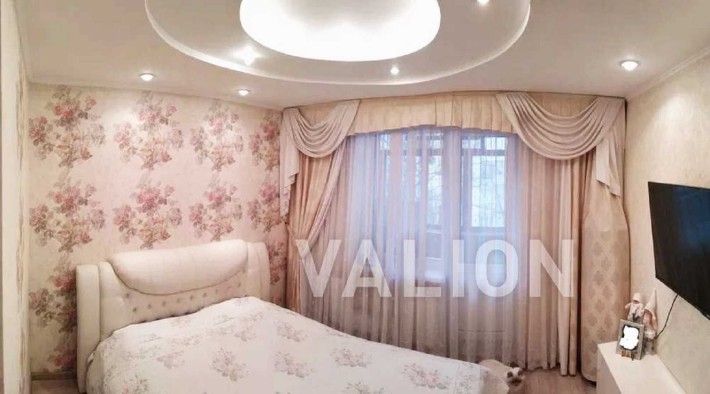 Продам 3к квартиру, з ремонтом, Виноградар, просп. Свободи 15/1 - фото 1