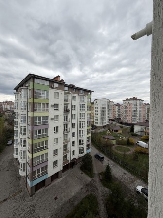 Трикімнатна квартира видова на гори та приватний сектор під ремонт - фото 1