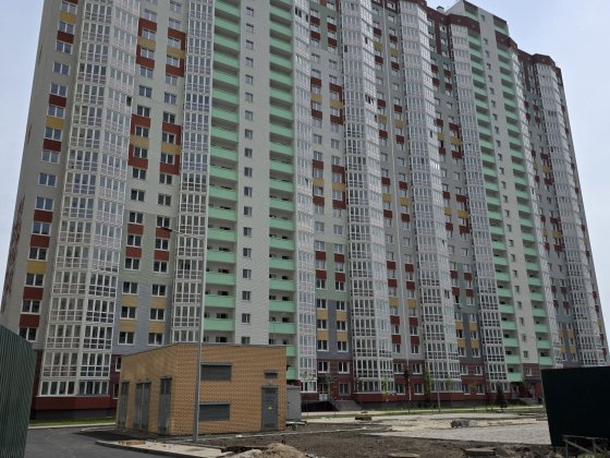 Продаж 1к квартири.  Патріотіка Синевир. Вул. Гмирі 22-Б . Введено в експлуатацію. Київ