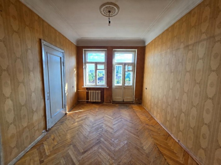 Продаж двокімнатної Сталінки під ремонт. Вул. Деревлянська, 12/42. Від власника - фото 1