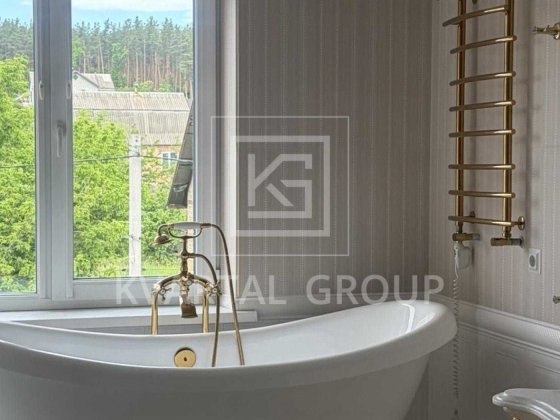 Трикімнатна квартира 100м² з преміум-ремонтом. Без комісії! Ирпень