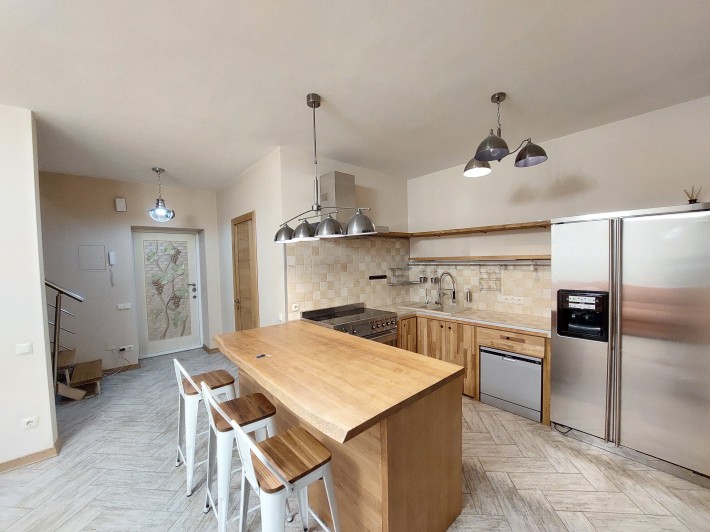 ВЛАСНИК. Продам простору дворівневу 3-к квартиру в ЖК Акварелі 2 - фото 1
