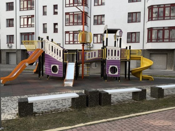 Велика, здана 1-км 49m2. річка, парк, переуступка, сирець! Івано-Франківськ