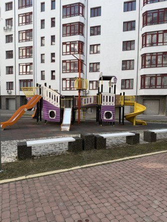 Велика, здана 1-км 49m2. річка, парк, переуступка, сирець! - фото 1