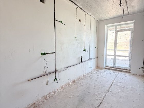 Велика 2к з частковим ремонтом! Газ! Балкон! Єоселя, сертифікат! Ірпінь