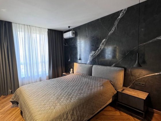 Продаж квартири ЖК Зарічний 52м2