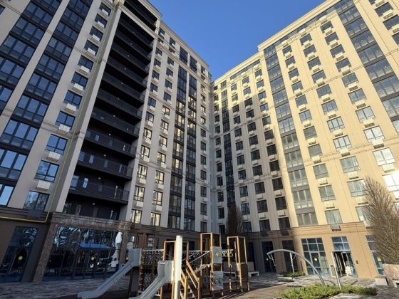 Пентхаус в центрі Ірпеня з просторою терасою 60 м2