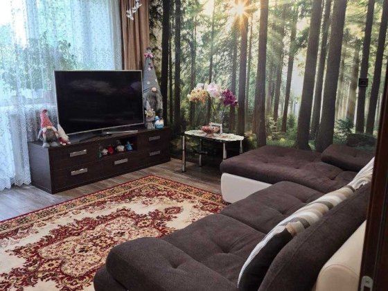 Продам 3 кімн. квартиру з КАПІТАЛЬНИМ РЕМОНТОМ. 2/9 цегл. 65000 Кременчуг