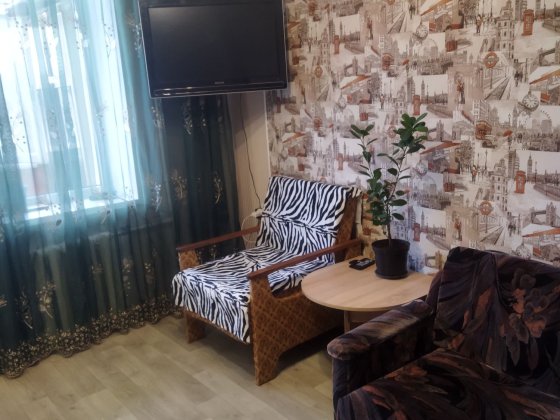 Продам однокімнатну гостинку з ремонтом Кременчук