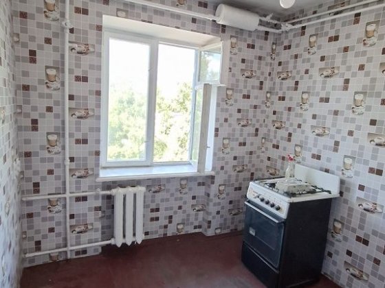 Продам 1к кв Молодіжний Аврора