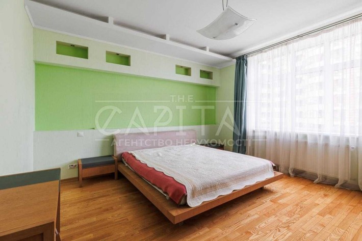Продаж квартири на Печерську дві спальні Бульвар Лесі Українки 7б середній поверх купить трехкомнатн - фото 1