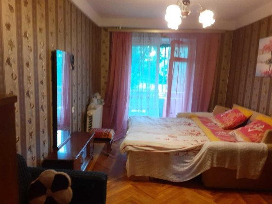 АК 3 Кімнатна квартира метро Лівобережна Плеханова Бориса Мартоса 4