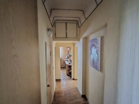 Продаж 2к  квартири вул.О.Поля/ пл.Визволення/“сталінка” /БЕЗ КОМІСІЇ Кривий Ріг