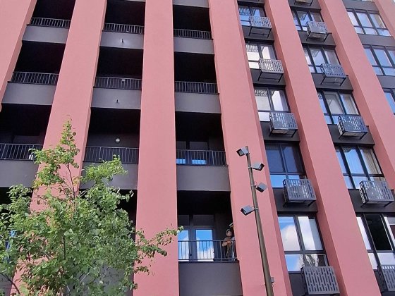 Продам 1 кімнатну квартиру без ремонту в ДОК 32 від власника 43 м Київ