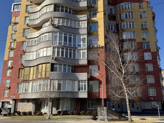 Продаем роскошную квартиру ЖК ЭДЕЛЬВЕЙС Кривой Рог