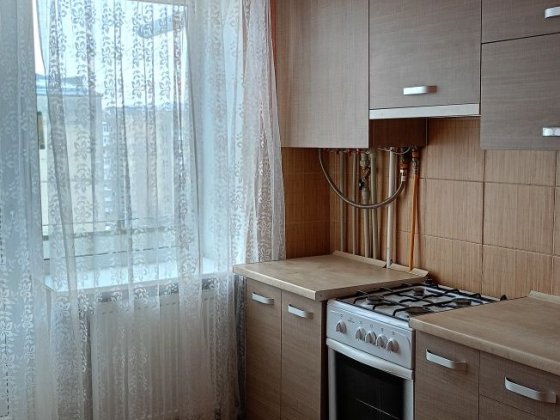 Продається 2 кімнатна квартира по вул Надвірнянській з індивідуальним опаленням Ивано-Франковск