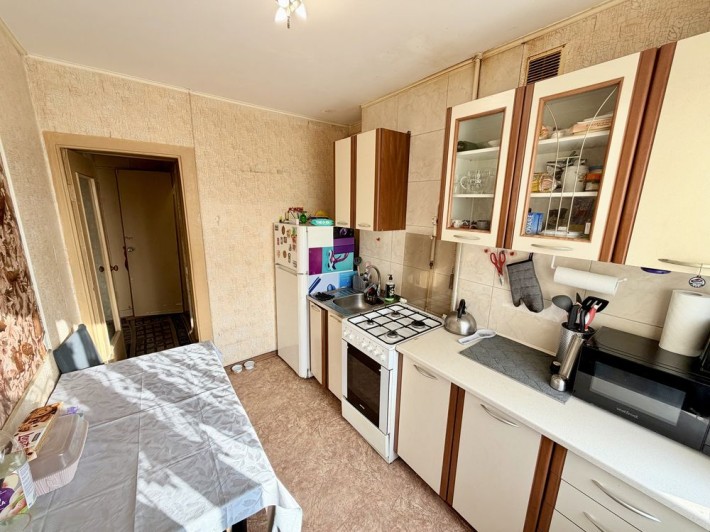 Продаж трикімнатної квартири - фото 1