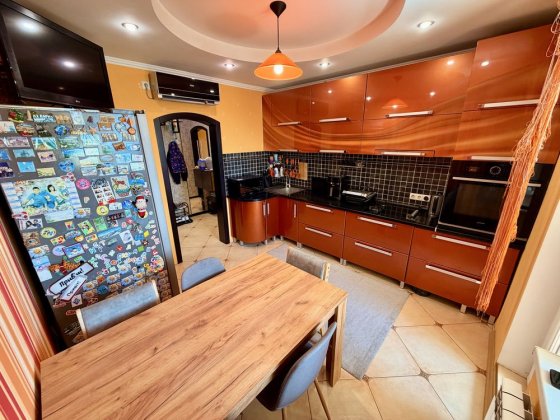 Продаж квартири в районі Східний 3 Кривий Ріг