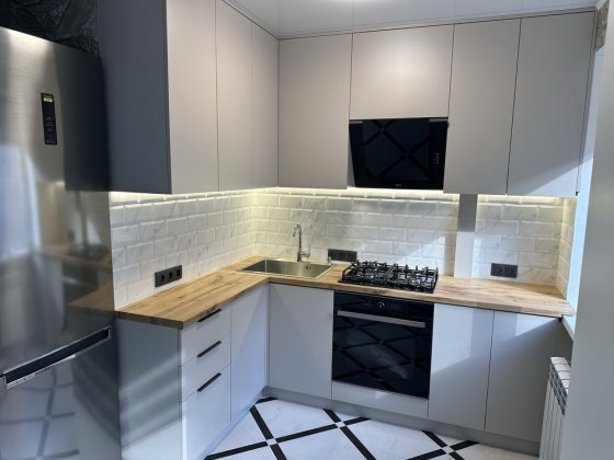 Продам 3-х комнатную квартиру Кривий Ріг