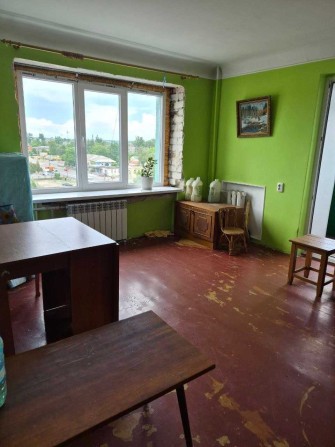 Продам 3 кімнатну квартиру в ЦЕНТРІ . 7/9 цегл. 37000 - фото 1
