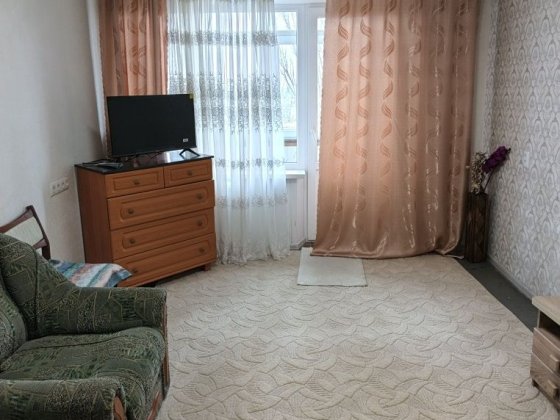 Продам  1 - но ком.малосемейку на Ласточке( рядом Автовокзал) Кривий Ріг