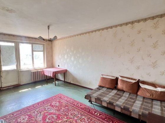 Продаж 2к кв роздільна , на 17 кварталі (ОСББ) Кривий Ріг