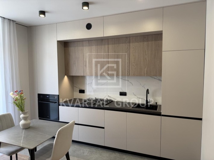Продаж 1 к. квартири з ДИЗАЙНЕРСЬКИМ ремонтом в ЖК Синергія Сіті - фото 1