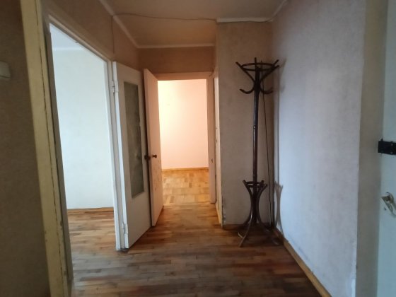 Продам 2-х кімн. кв-ру 98 кв-л Кривий Ріг