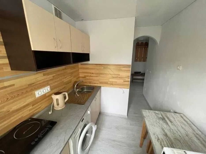 Продаж 1 кім. квартири біля парку, готової для проживання!!! - фото 1