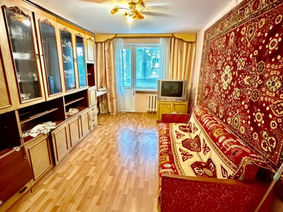 Продам 3х на водоканалі Героїв Маріуполя(біля 5оі гімназії ) Кременчуг