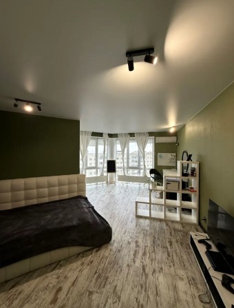 Продам 4кімнатну квартиру 175кв.м.Центр. Власник - фото 1
