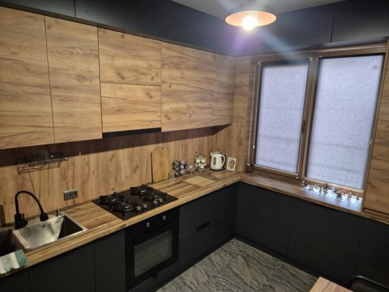 Продам 3 кімнатну квартиру Сонячний 7. Кривий Ріг