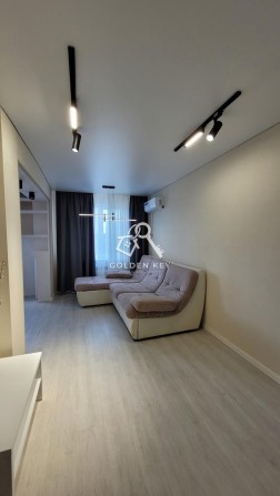 Продаж 2-кімної квартири по вул. Петра Дорошенка - фото 1