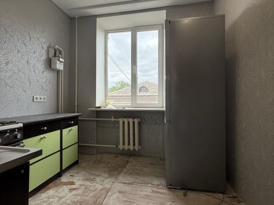 Продаж 2х кімнатної  Сталінки Кривий Ріг