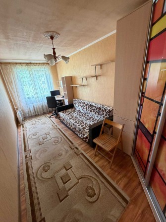 Продам 3-кімнатну квартиру в Покровському районі м. Кривий Ріг. Можливий торг. - фото 1