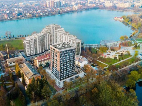 Житло ПРЕМІУМ-КЛАСУ квартира поруч з Озером і Парком Івано-Франківськ