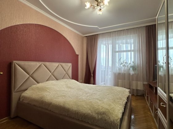 Продаж 3-и кім. квартири район ТРЦ Порт City