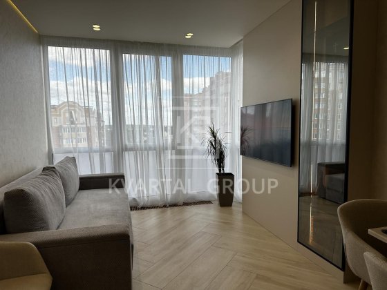 Продаж квартири з дорогим, якісним ремонтом в Центральний 2 біля парку Ирпень