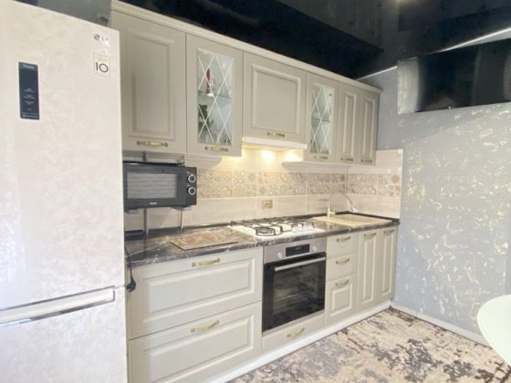 Продам 3-комнатную квартиру на 95-м квартале Кривой Рог