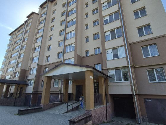 Велика двокімнатна квартира з  чорновими роботами! Івано-Франківськ