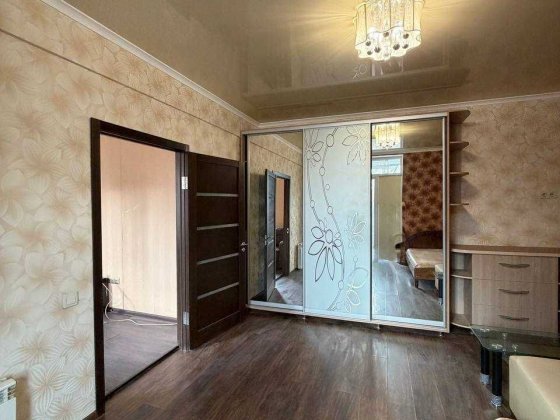Продаж 2-кімнатної квартири — 96 квартал. Центр. Кривой Рог