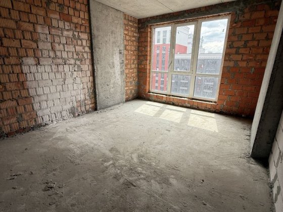 Продам простору однокімнатну квартиру Ірпінь