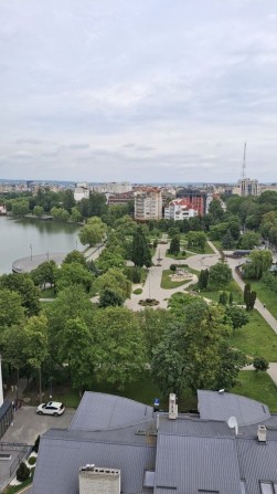 Преміальна 3 - кімната квартира для великої сім'ї з видом на озеро! - фото 1