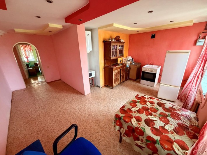 Продаж квартири в районі ЮГОК - фото 1